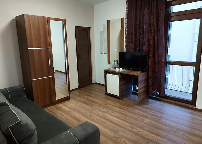 Ξενοδοχείο Oman 2*